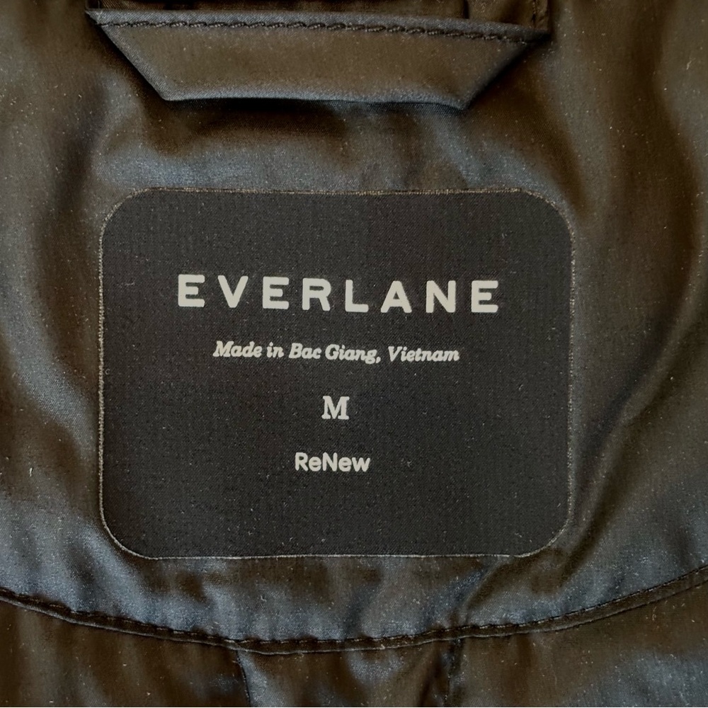 Everlane ReNew Quilted Black Liner Vest Medium Primaloft Zip Puffer Lightweight - Picture 7 of 10